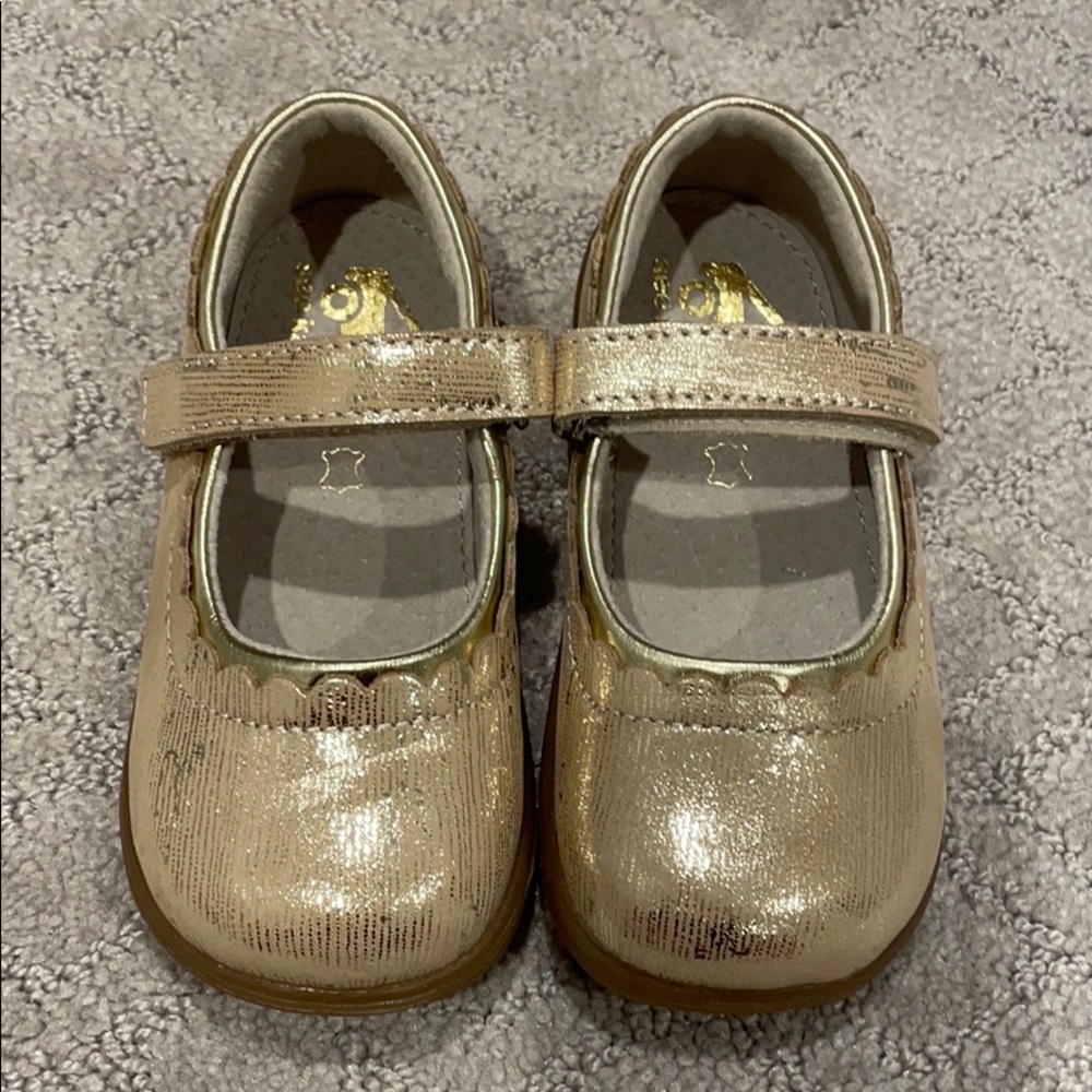 Never worn